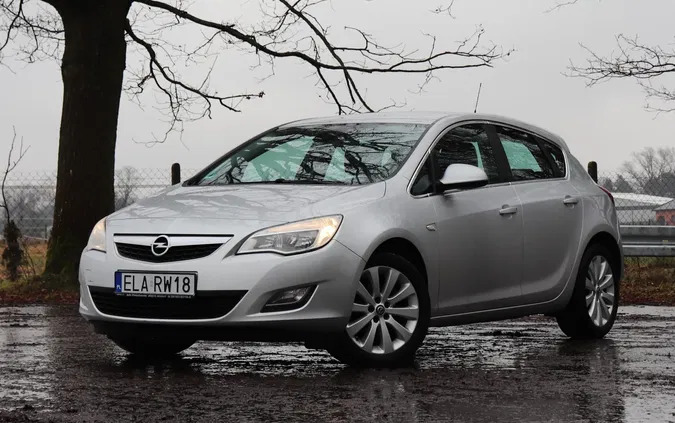 tarnogród Opel Astra cena 24999 przebieg: 179000, rok produkcji 2010 z Tarnogród